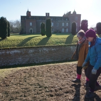 SNTV 2018-02-25 Melford Hall 13